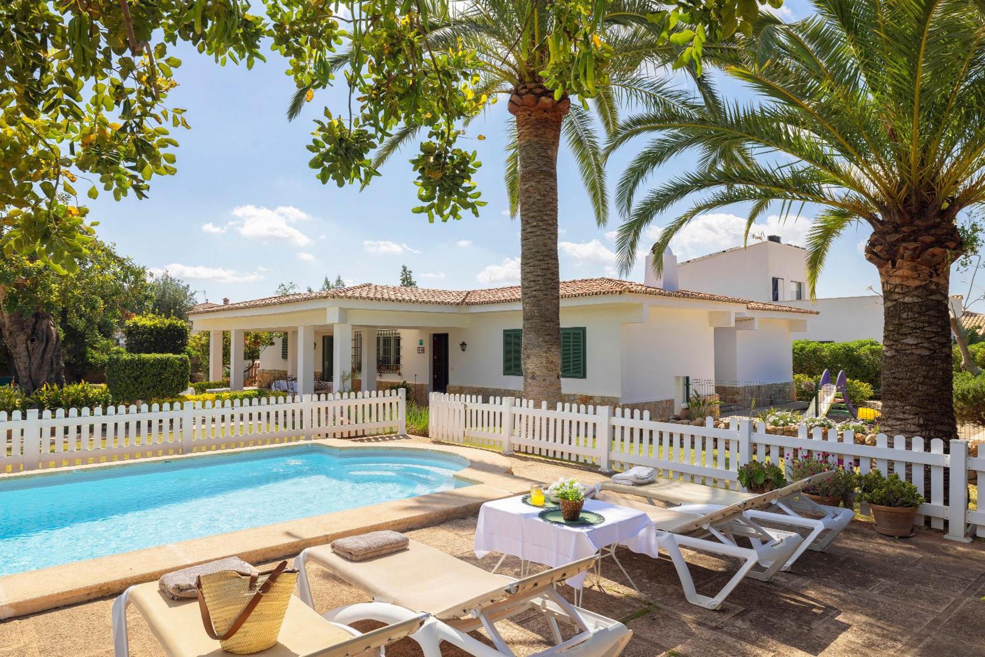 Ideal House For Two Families With Pool And Barbecue Palmanyola Екстер'єр фото